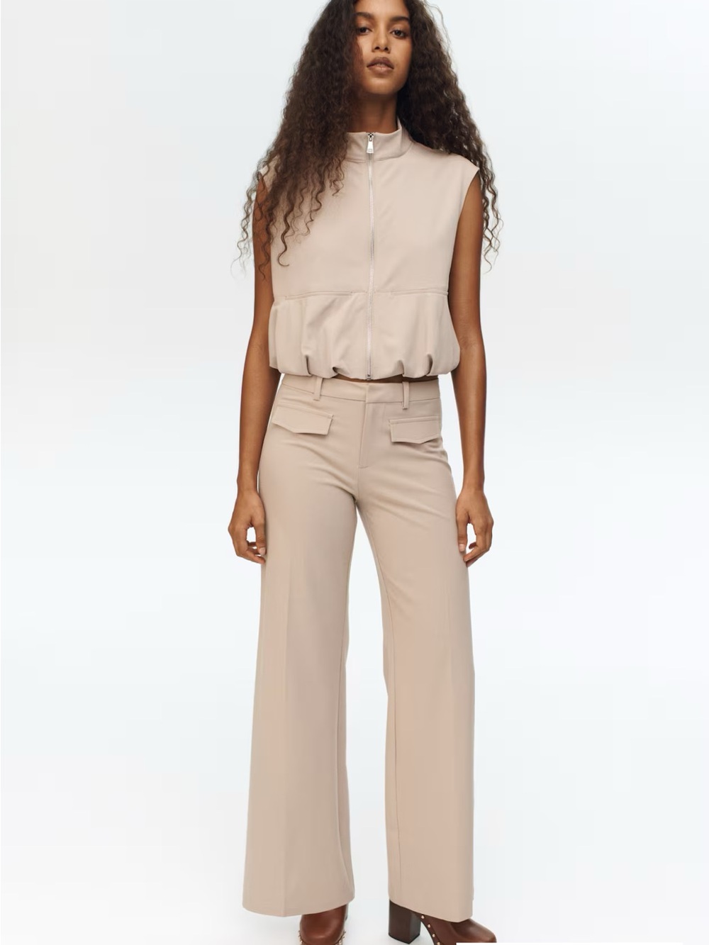 Tailored Wide-Leg Dress Pants in Beige